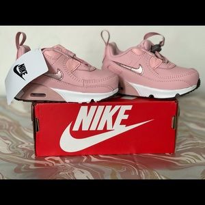 Pink Nike air max 90,Size 6 toddler